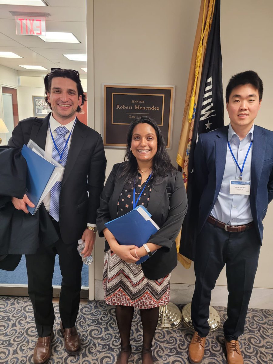 The New Jersey delegation are on the hill meeting their representatives #AUASummit24 @urologyyoung @jeffnjurology @jake_drobner