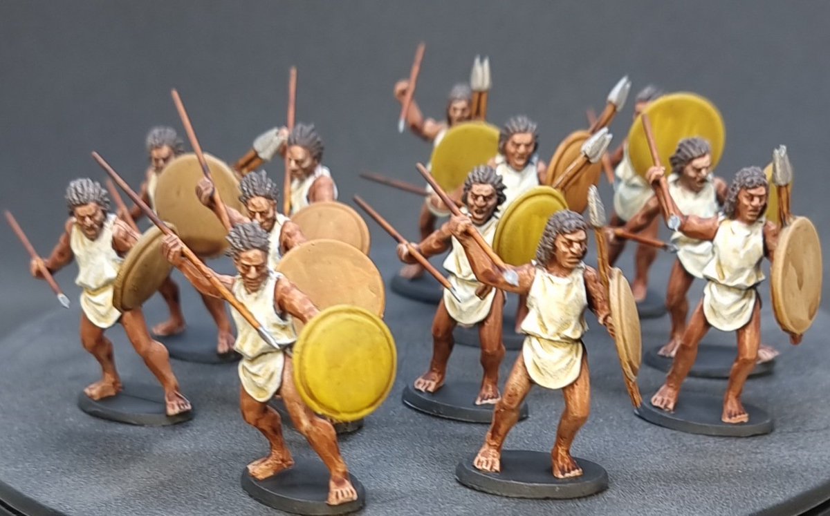 PaintsPirate's tweet photo. #numidian #Skirmishers #spqr @WarlordGames https://t.co/dTpc4vIkHw