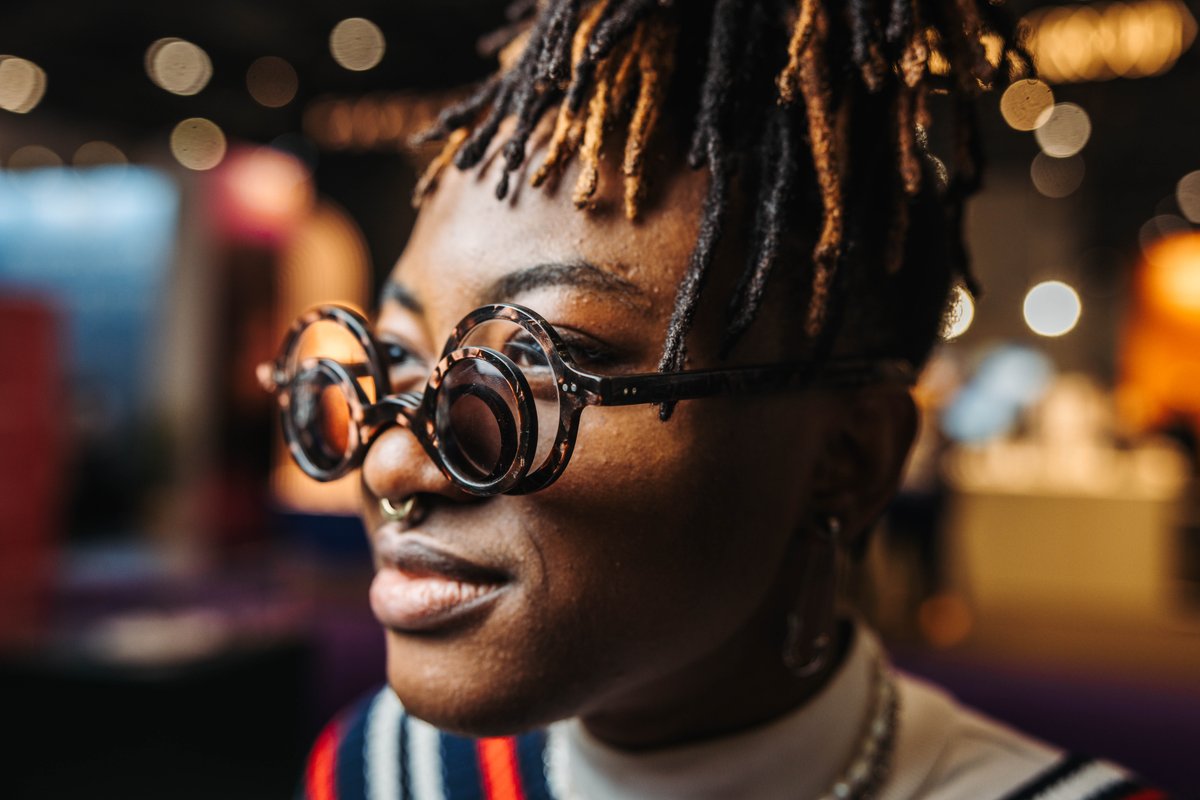 👏 'It's about empowering individuals to express their unique style.' 👓 These stackable glasses are by Joy Julius from our MA Fashion who has just won the @100Optical annual prize! 🎉 Congratulations Joy! #100Optical