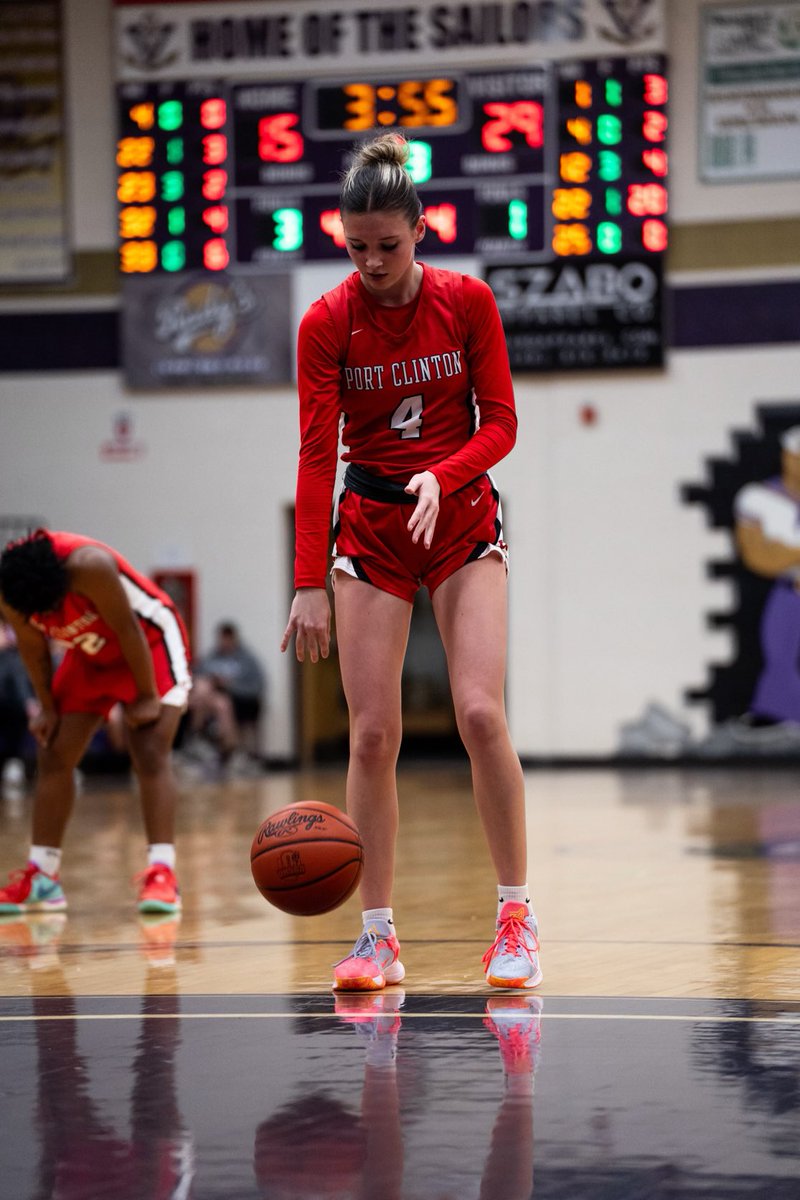 Congratulations to Olivia Spencer for earning 2nd team all SBC in the Bay Division! 💪🏀