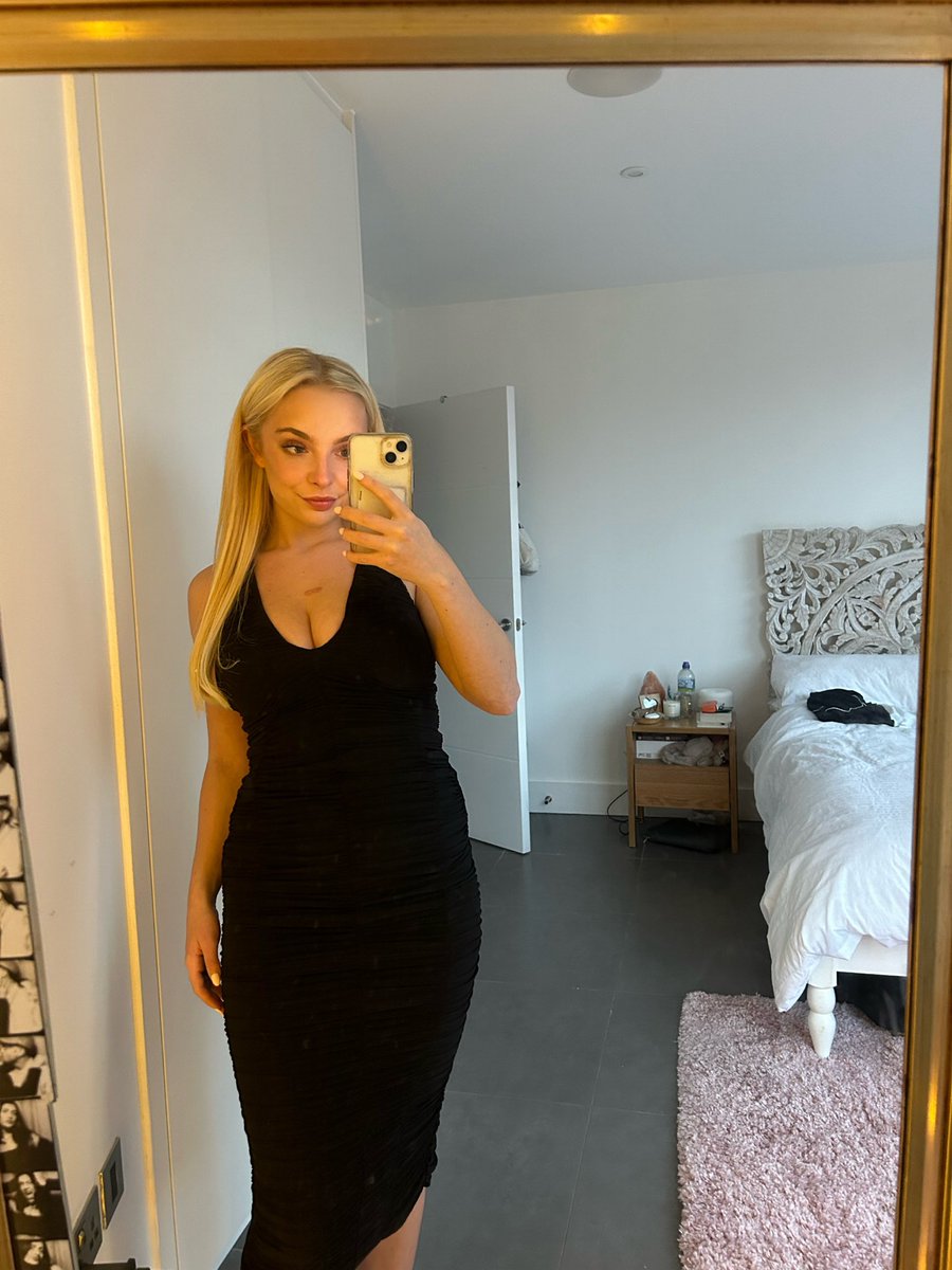 Emily Hewertson 🇬🇧 🏴 tweet media