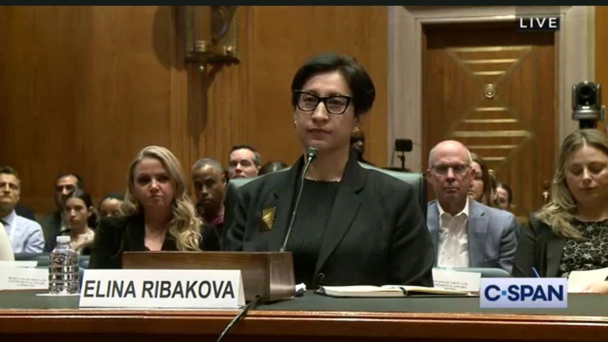 📌 1/6 @elinaribakova, in testimony for the Senate @HSGAC @HSGAC_GOP hearing on The U.S. Technology Fueling Russia's War in Ukraine, highlighted key issues and offered policy recommendations to stop the flow of critical components to the aggressor. 🧵👇