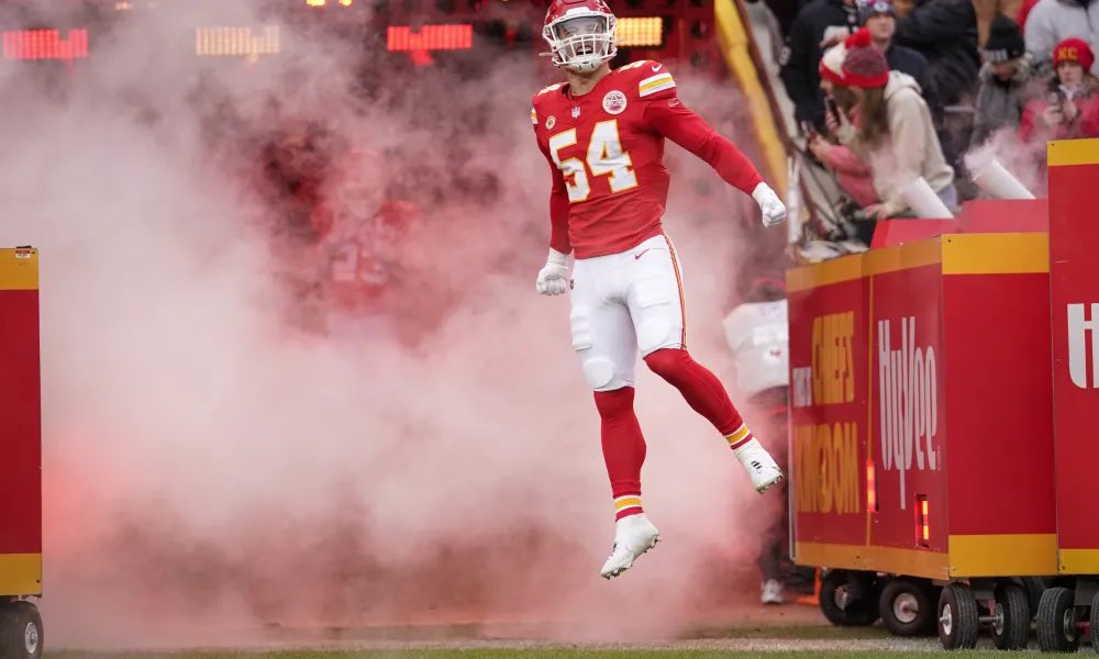 IKE_Badgers's tweet photo. 💥💥LEO CHENAL INTERVIEW💥💥

• 2x Super Bowl Champion
• Kansas City Chiefs Linebacker
• Former Wisconsin Badgers Stand-out 

Talking the Chiefs’ back-to-back Super Bowls, Patrick Mahomes, Travis Kelce, Andy Reid, and more

Dive right in👇🏽 NEW PODCAST
https://t.co/kpHfxIy11V https://t.co/V6zRv1MlGD