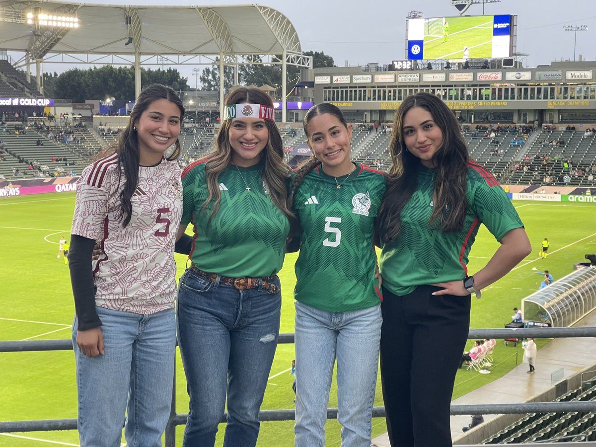 Vamos Mexico 🇲🇽 ‼️‼️ @Miseleccionfem #CopaDeOro #Concacaf #Mexico #FutbolFemenino #QuePartidazo