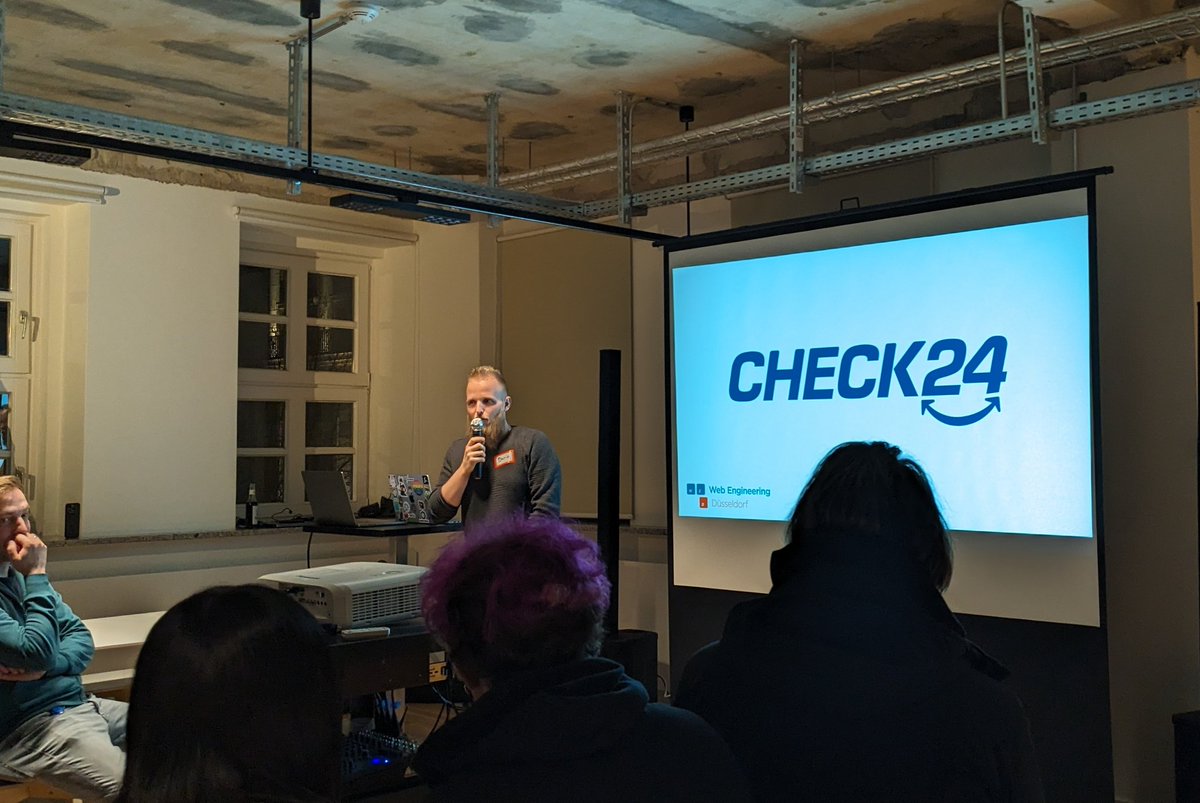 Hellooo <a href="/WebEngDUS/">Web Engineering DUS Meetup</a>, great to be here again! 👋