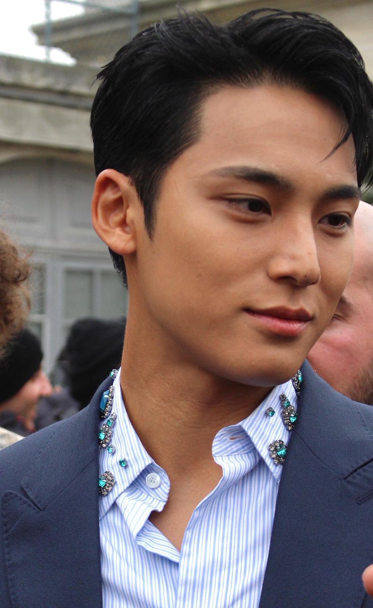 kim mingyu irl 🥹🤍