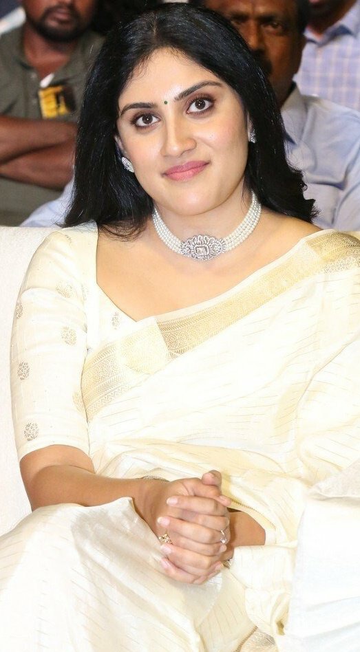 GHXL9A2WMAA8yhb?format=jpg&name=medium