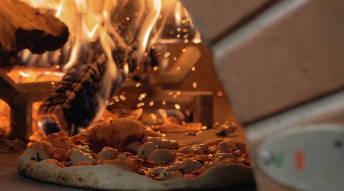 PeelPizza's tweet photo. 🔥  ➡️  🍽️ https://t.co/e29EbpCWuB
