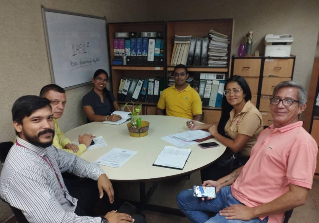 Banavihaldia's tweet photo. #BanavihCarabobo||Jornada de Fiscalización.
✓ Orientación sobre los procesos para estar solvente ante el #FAOV
✓ Exhortamos a las empresas a cumplir con la Ley Régimen Prestacional de Vivienda y Hábitat.
✓ Verificación de empresas Solventes, Morosas y No Registradas. https://t.co/SwDU633aFq