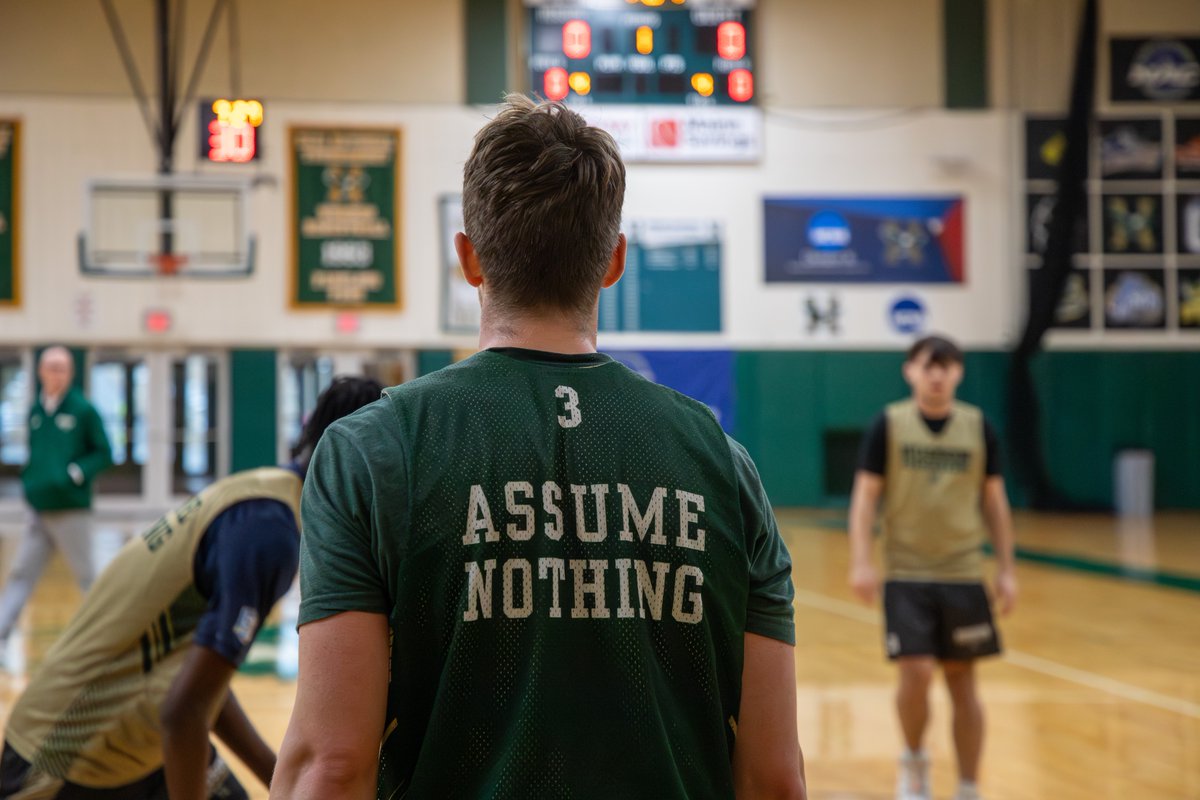 HussonUEagles's tweet image. Locked in🔒on Friday night @hussonmbb

#hueagles #d3hoops #nacmbb