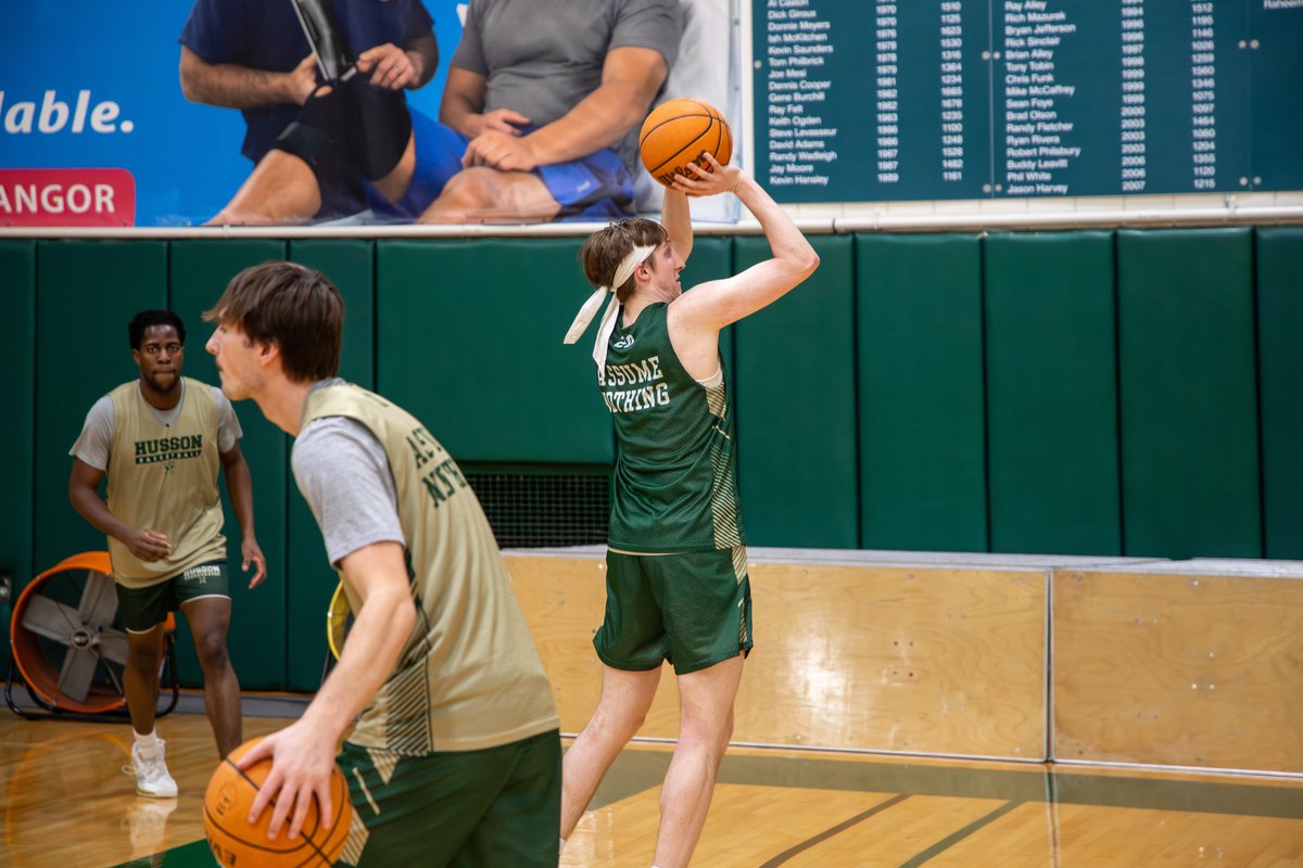 HussonUEagles's tweet image. Locked in🔒on Friday night @hussonmbb

#hueagles #d3hoops #nacmbb