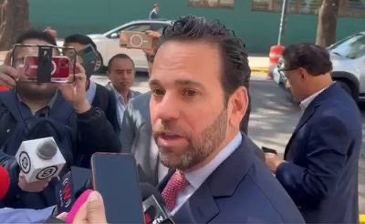 qtf's tweet image. Carlos @CarlosLoret , para ti, mi absoluta solidaridad con la injusticia que estás viviendo. 
Es el poder del Estado sobre tu persona por señalar a los familiares corruptos de AMLO.

“ … seguiré ejerciendo la libertad de expresión ¡no lo van a doblar!”, Carlos Loret al llegar a…