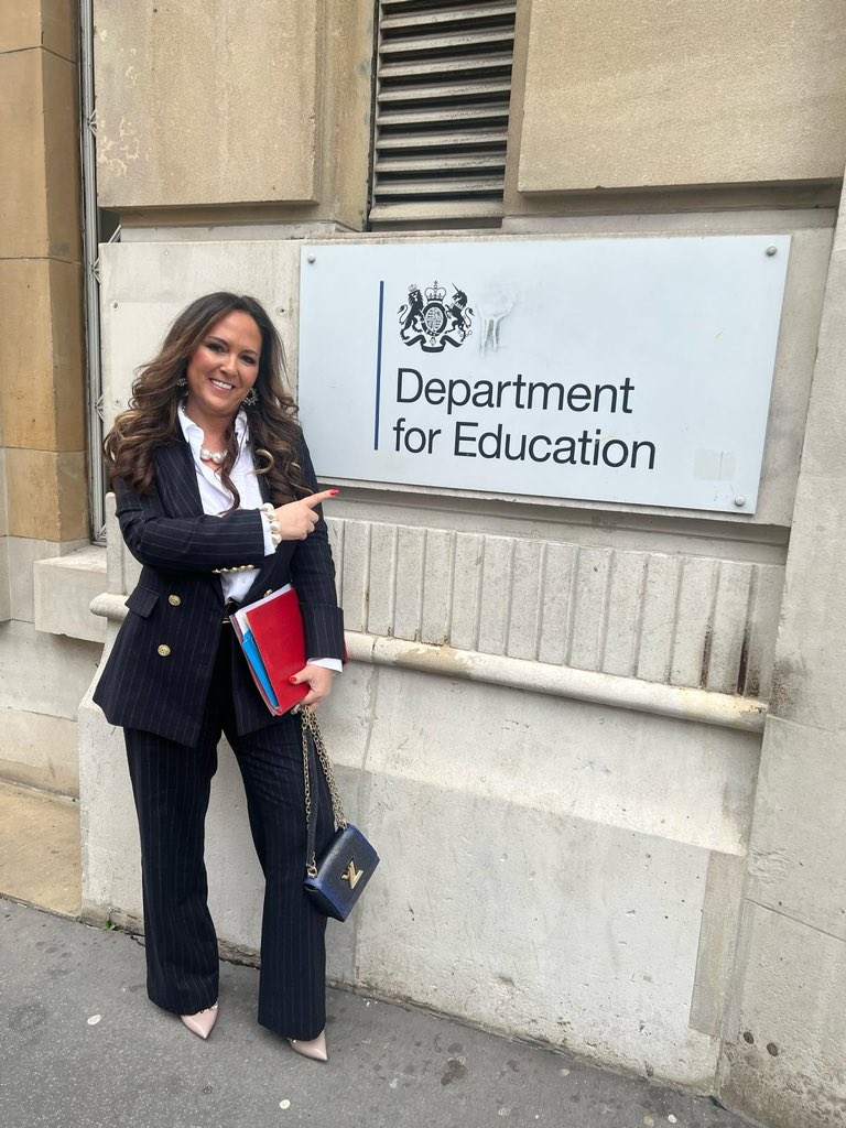 amanda_jen's tweet photo. Yesterday was a day that meant so much to me 🙌

Yesterday was a day I have been waiting for for over 10 years! I was invited to parliament and after a lot of determination, it actually happened ✨ https://t.co/Z1Acy1nlCC