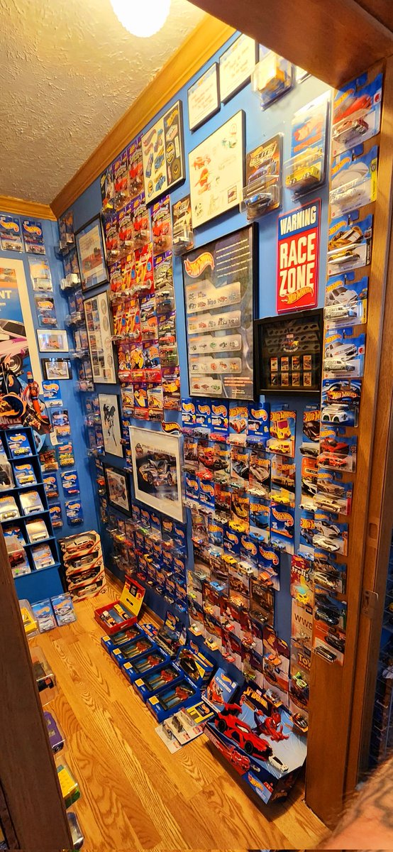 I consider the @Hot_Wheels closet officially full!!! #HotWheels #diecast #minimuseum #mancave #Toycollector