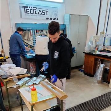 RecForestProj's tweet image. ¡Iniciamos en la Escuela de Ingeniería y Diseño Industrial las pruebas de envejecimiento acelerado de las muestras de tubos de material reciclado!

#Sostenibilidad #reciclaje #investigacion