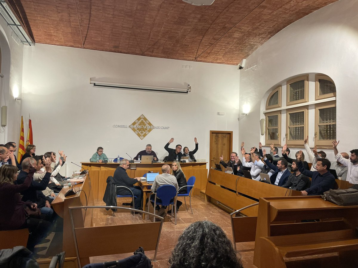 ✅ Aprovem la moció per garantir l’abastament d’aigua 💦 davant la sequera al Consell Comarcal del Baix Camp 
<a href="/catalunya_ara/">AraCatalunya</a> - <a href="/AraPacteLocal/">Ara Pacte Local</a> 
ℹ️ aracatalunya.cat/noticia/presen…