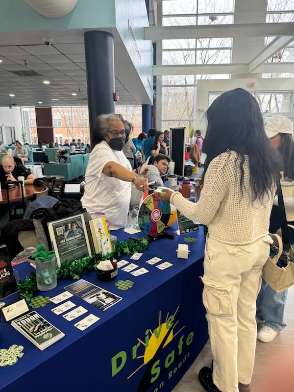 DriveSafeHR's tweet image. @DriveSafeHR is at ODU&apos;s Spring Break Fair. Safety is the key to an unforgettable spring break experience! 🌴🌊 Join us in learning about the different ways to stay safe during the break. Let&apos;s make this break both enjoyable and secure! #SafeSpringBreak #DriveSober #757Sober_Ride