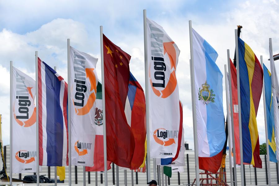 MesswebD's tweet image. Aussteller der @LogiMAT zeigen vom 19.-21.03. in Stuttgart die gegenwärtige Branchentendenz, ganzheitliche Lösungsangebote inklusive #Robotik, mobiler #Fördertechnik und Software für die #Intralogistik aus einer Hand. Mehr Infos: messweb.de/logimat-2024-1