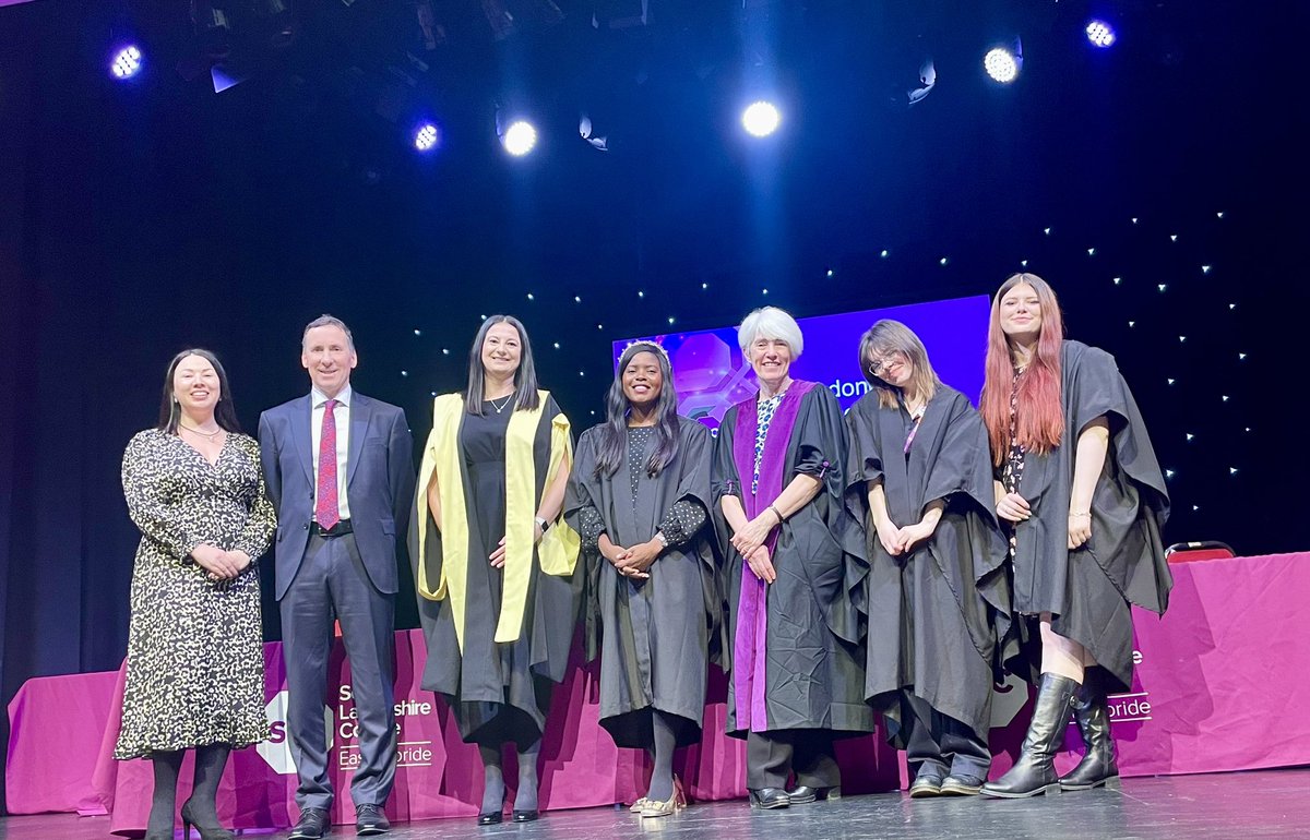 What a day @SLCek graduation! Well done to all the students on the hard work which has led to this moment. Huge thanks to inspirational speakers Professor Jo Gill, Peter Sweeney MBE and the remarkable Bayile Adeoti. Well done to Marketing and all the staff who made it possible 🌟