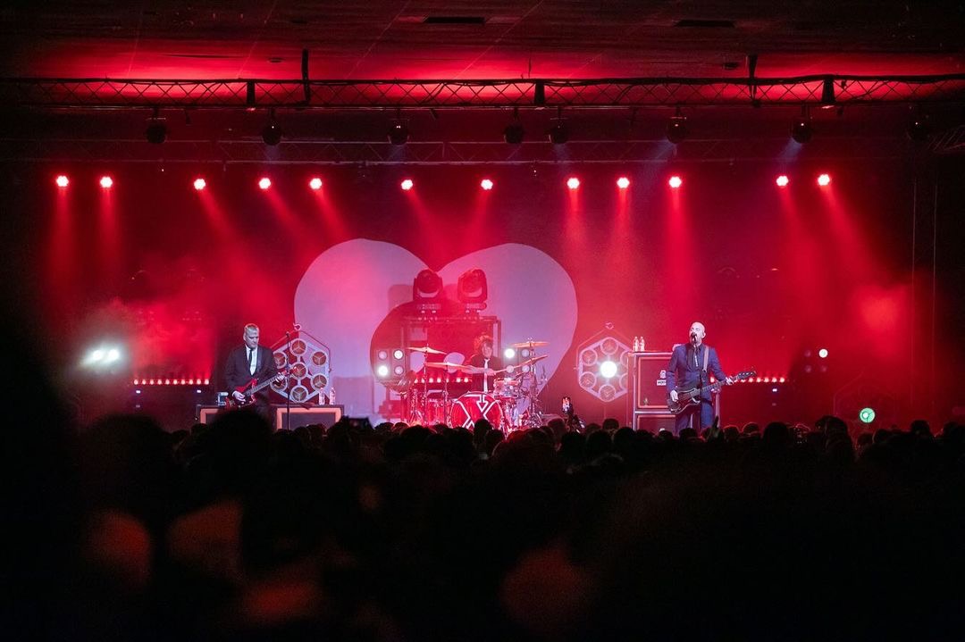 riserecords's tweet photo. The @Alkaline_Trio 'Blood, Hair, And Eyeballs' Tour is underway. 💀  Photos: @doodare https://t.co/lVFy6kMIFi