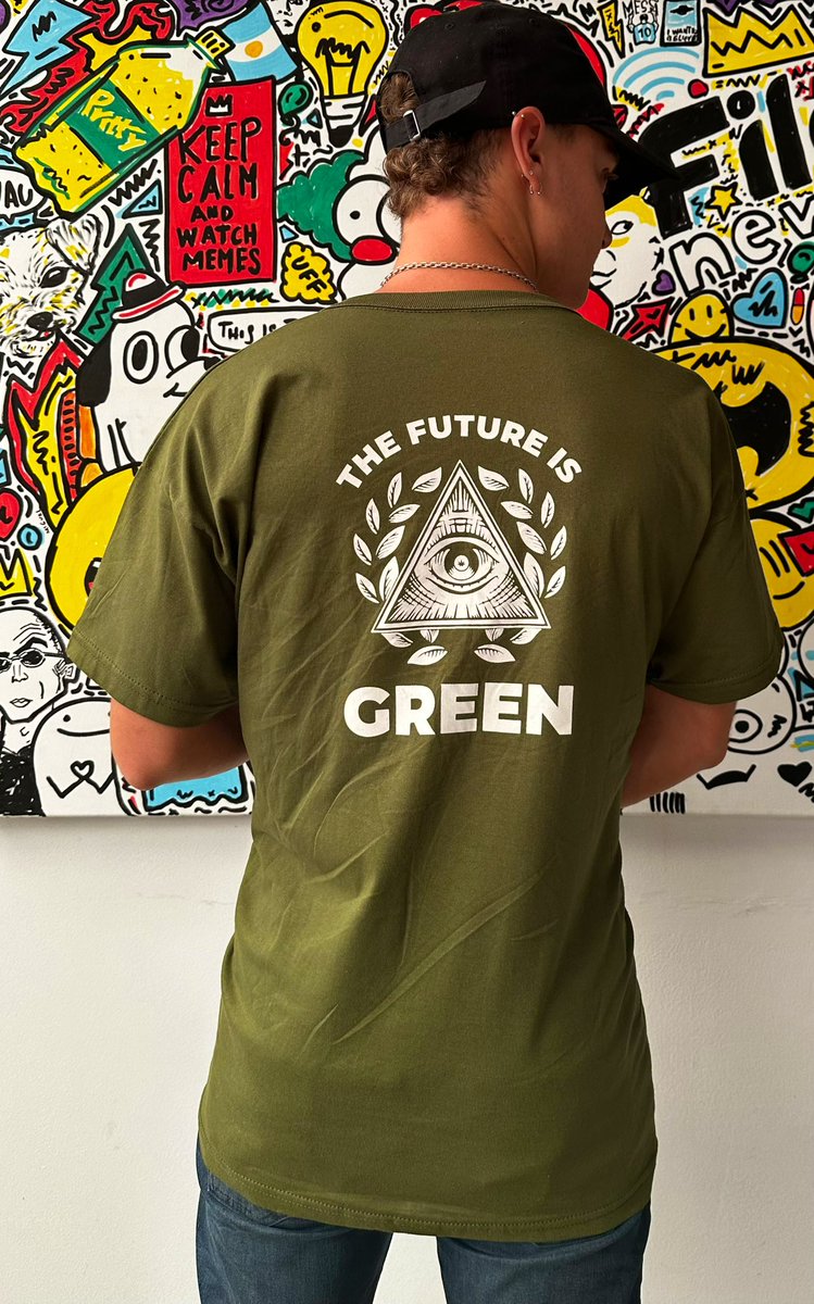 valendomecq's tweet photo. Tengo la mejor remera de todo web3? Tengo la mejor remera de todo web3.

@CryptocampoNet 🤩 https://t.co/CRwJeHpAxr