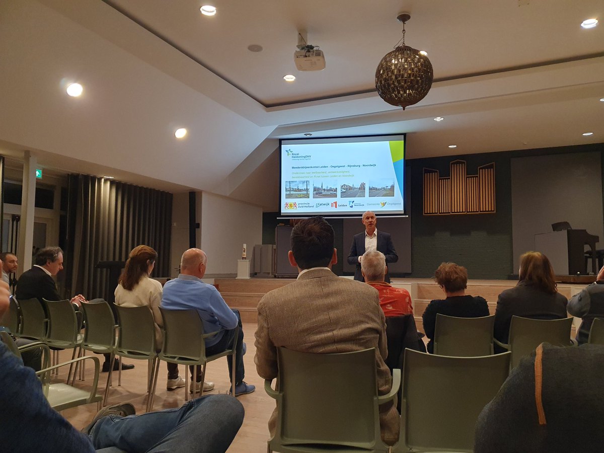 marcodej's tweet photo. Keihard aan het participeren. #Rijnsburg #RNet https://t.co/9xPOFmUFuK