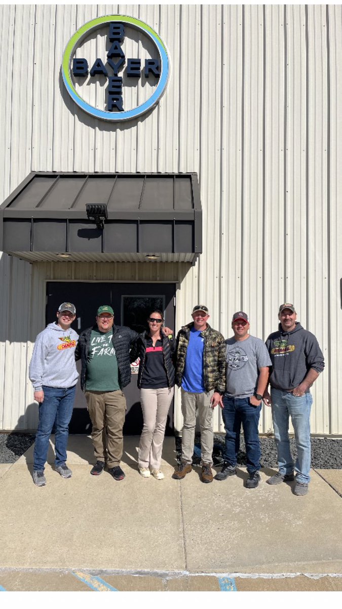 Had a great time with my <a href="/Asgrow_DEKALB/">DEKALB Asgrow Seed</a> FSR <a href="/TJHicks200/">Tanner Hicks</a> and our South African friends <a href="/EdNaude1/">Ed Naude</a>, <a href="/Danetidf/">Danie Bester</a>, Johann and Izel Pistorius at the Centralia Illinois soybean facility…. Thank you!!!