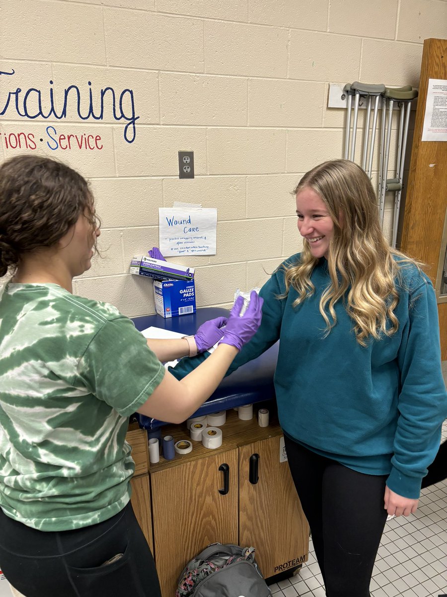 Emergency Care Unit for Sports Med 2/3  <a href="/LHSEAGLESVA/">Liberty High School</a> <a href="/LHSADDept/">Liberty Eagles</a>