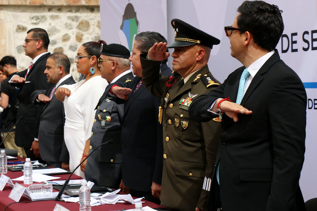 Celebración de la Quinta Sesión Ordinaria del Consejo Estatal de Seguridad Pública, presidida por el Gobernador @DavidMonrealA, en la que se aprobó la aplicación de los recursos de FASP 2024 para los diferentes programa, y subprogramas de prioridad nacional en beneficio de...