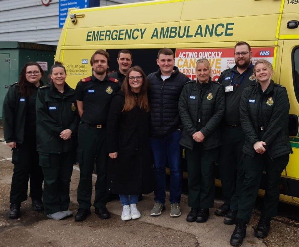 AACE_org's tweet image. Prompt #BystanderCPR and early #defibrillation is key to increasing out-of-hospital #cardiac arrest survival rates, as @SECAmbulance's new #volunteer film highlights.

&amp;gt;&amp;gt; secamb.nhs.uk/volunteer-film…
