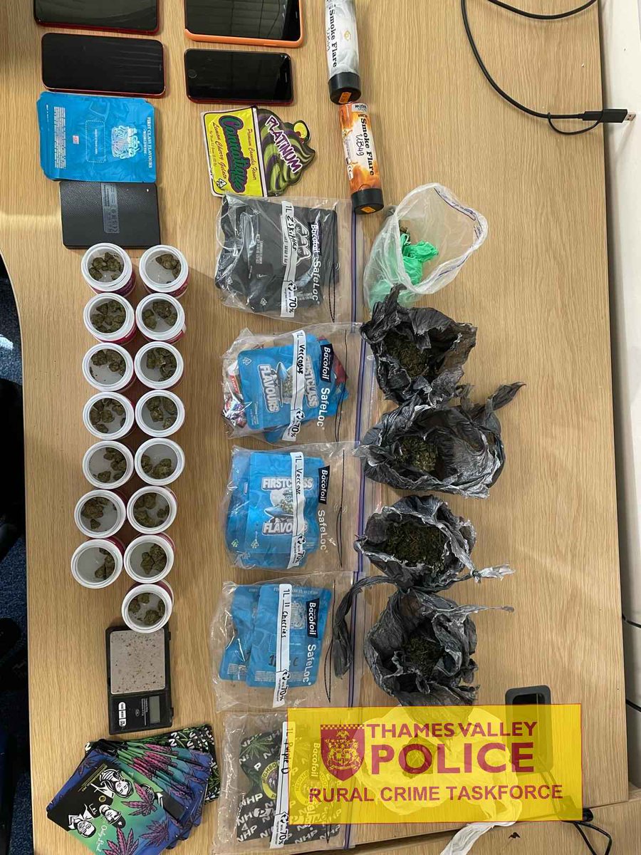 🚔PcTillyer and PcBowers conducted a stop and search of a vehicle near Cassington in West Oxfordshire today during their #SEPARC week of action patrols.

🛑A male was arrested on suspicion of possession with intent to supply. Bailed with the investigation ongoing.

#NotOnOurPatch