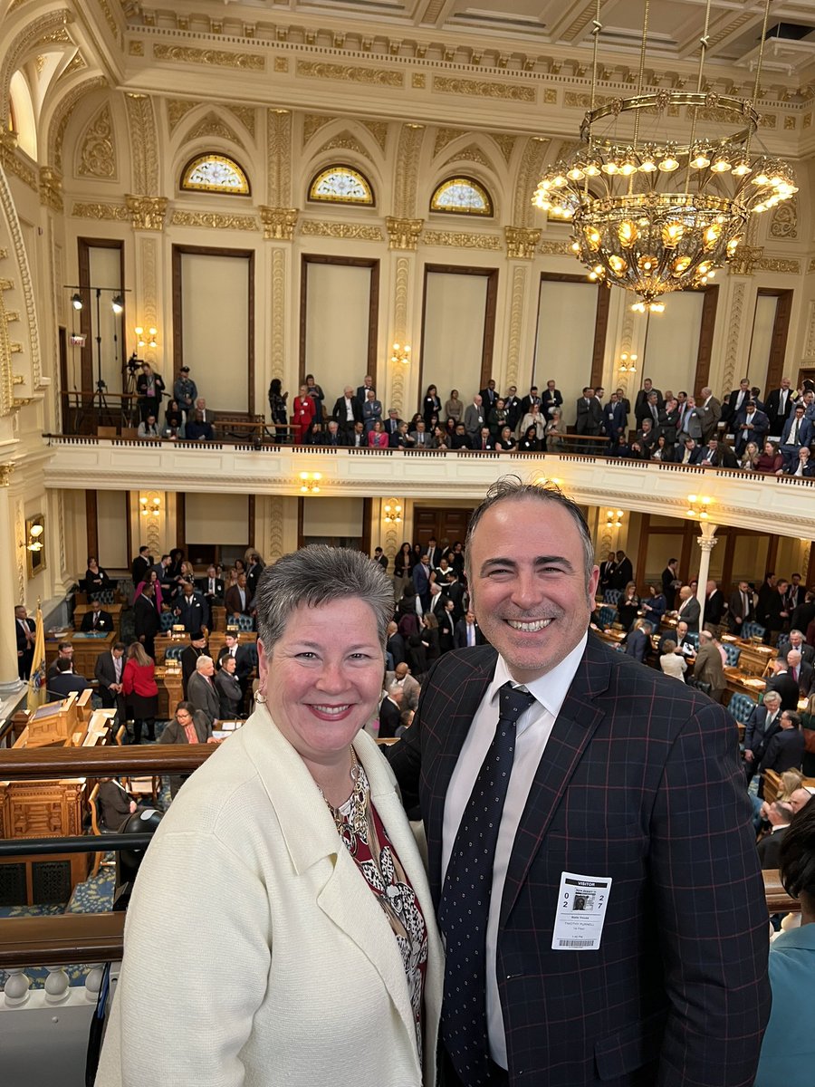 The “execs” awaiting @GovMurphy’s budget address. Better together! @njpsa @njsba @drpurnell