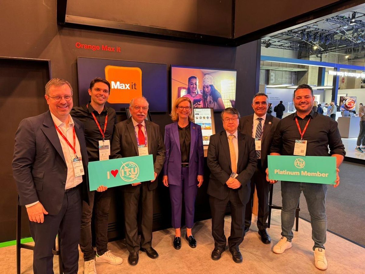Delighted to have welcomed the @ITU Secretary General Ms. Doreen Bogdan-Martin on our @orange stand on this 2nd day of #MWC24 . Thank you for visiting us @ITUSecGen and team!