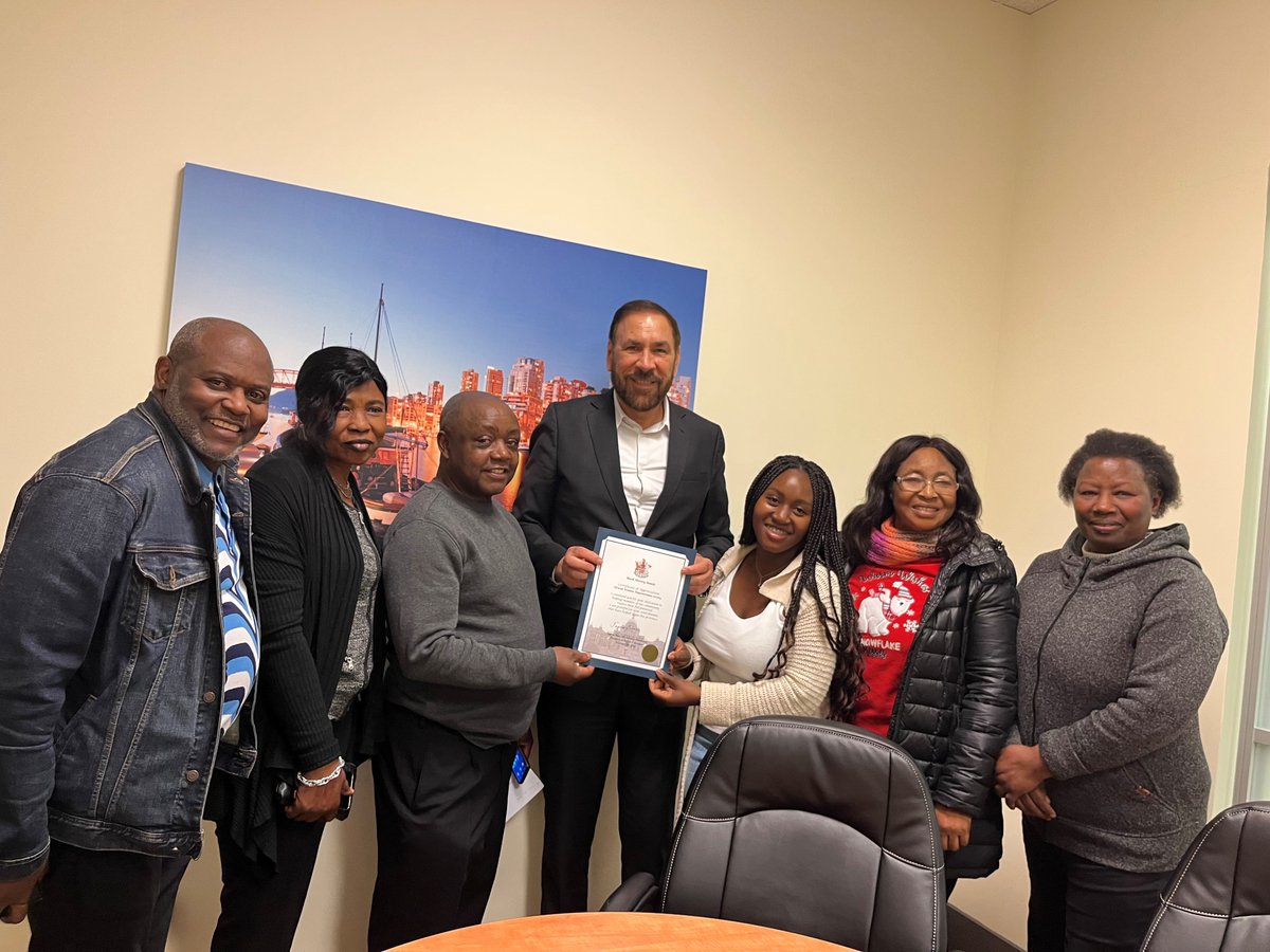 JagrupBrar1's tweet photo. Grateful for the insightful discussion with members of African Women's Empowerment Society at my office. Inspired by their dedication to uplifting women and girls, empowering them to become independent.
#womenempowement #fleetwood #fbia #FCA #TogetherWeRise #BlackHistory https://t.co/bRLJsWHwYf