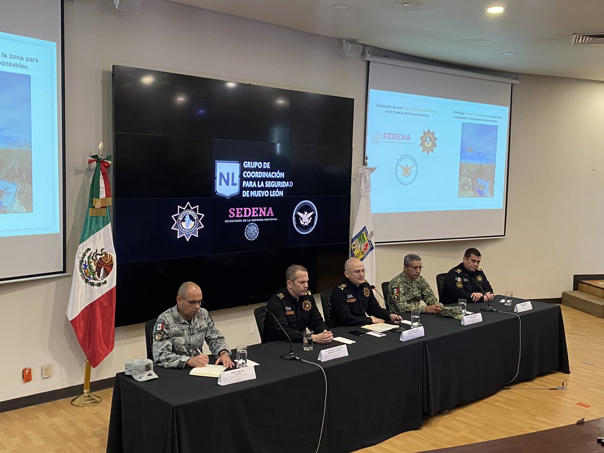 Rueda de Prensa <a href="/GpoCoordSegNL/">Grupo de Coordinación para la Seguridad de N.L.</a> 

▶️ fb.watch/qtX7LyPu2w/