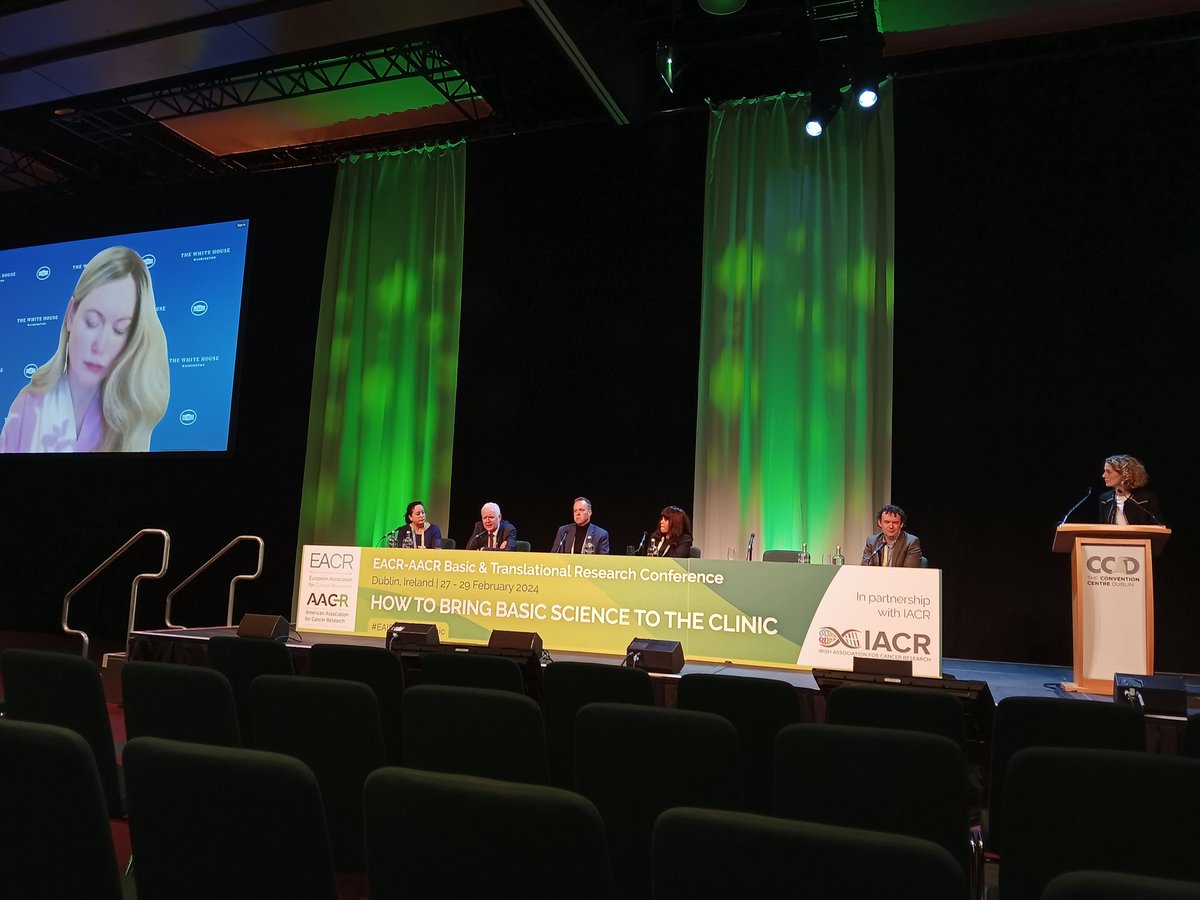 Excellent presentations today by AICRI Co-leads Profs Liam Gallagher & Mark Lawler at the Special Session before the start of the main @EACRnews & @AACR conference in partnership with @News_IACR Great to hear about benefits of US-IRL-UK-EUR collaborations in cancer research.