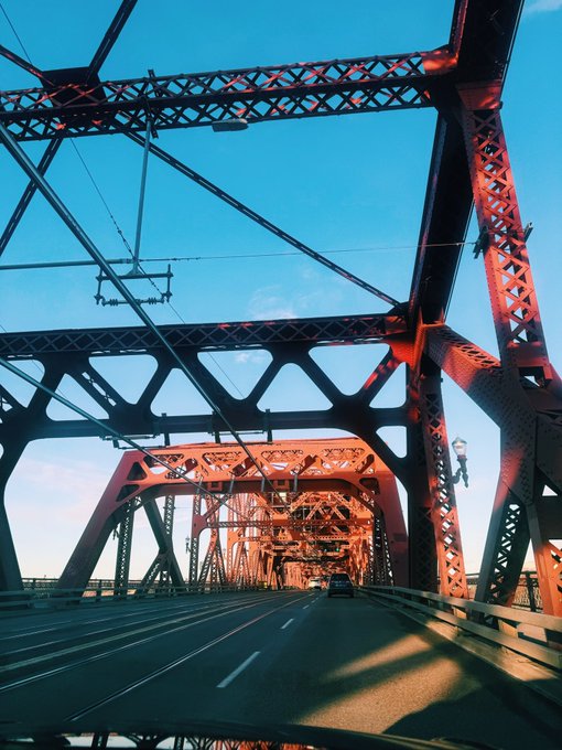 Portland things 🫶🏻 https://t.co/NhJkEJdKW0