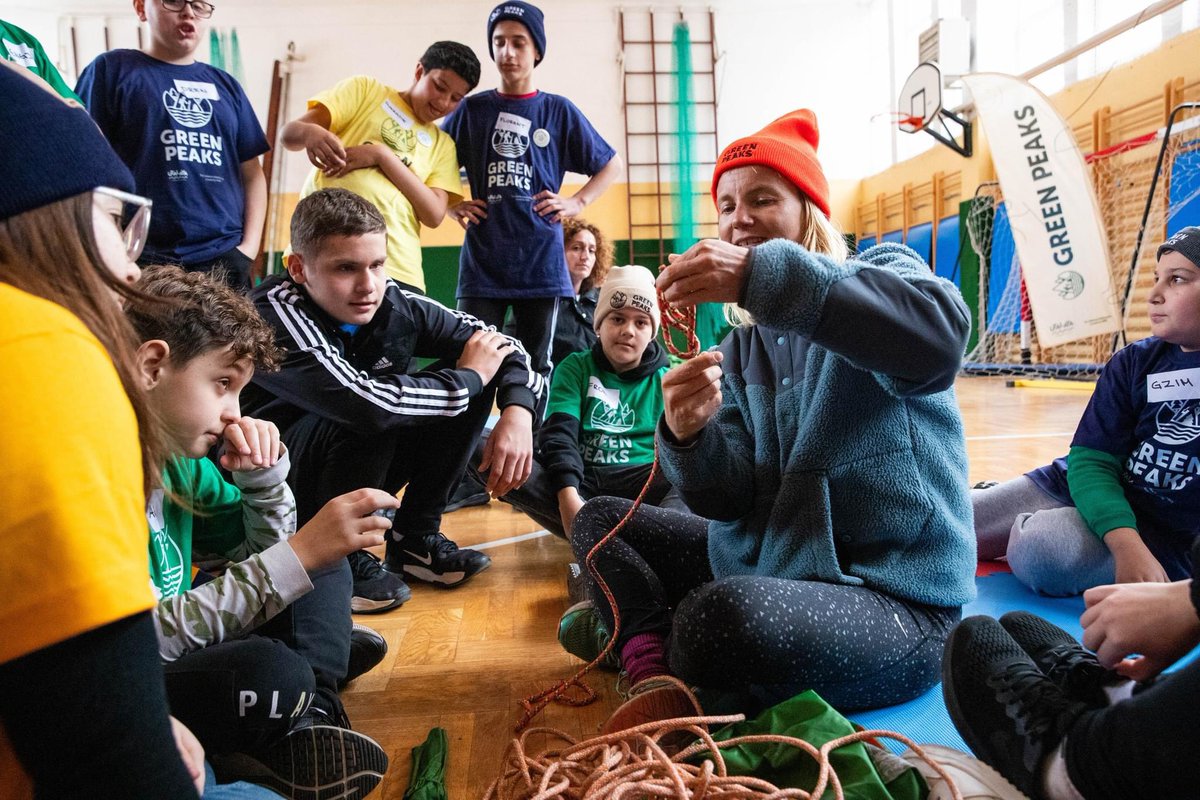 Life is just to crazy sometimes. When you think there is no energy anymore, after guiding in Aconcagua and flying back home for 3 days, and immediately working with kids on Sunday.. but this team and all kids make me feel full of energy and love ❤️
<a href="/UtalayaF/">Utalaya Foundation</a> <a href="/UNMIKosovo/">UNMIK (UN Mission in Kosovo)</a>