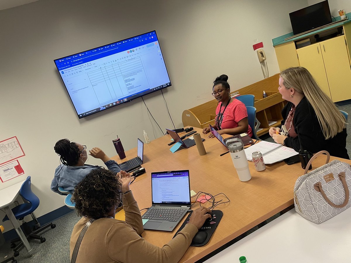 Tiffany Stuart tweet media