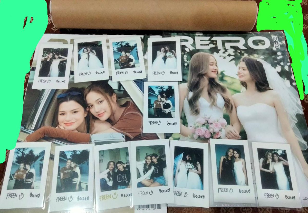 jessiegelosa's tweet photo. Lembrando gente para quem contribuir na vakinha do Kazz para a votação em FreenBecky estarei sorteando esse conjunto de revistas, vão ser 2 ganhadoras o sorteio será 1 Revista + Photocards para uma e para outra também vou dividir esse conjunto. Chama na DM quem quiser ajudar 🫶 https://t.co/N9PzdIMn5Q