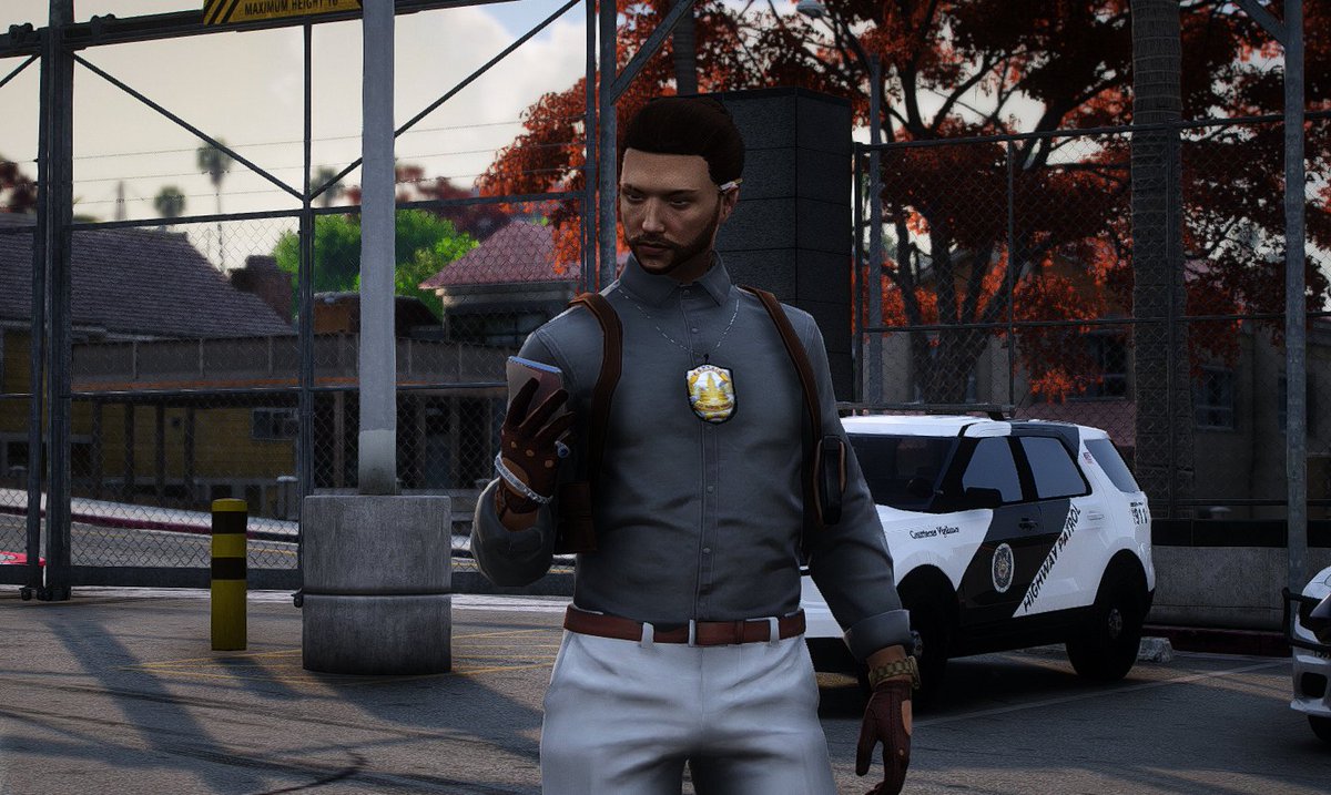 Abdelkdr63's tweet photo. La traque d'Omart toujours en court ! Wong en dangé ?!! 

Retrouvez-nous à 21h30 sur Twitch !! 

#Twitch #FlashbackWL #Flashback #GTA #GTARP https://t.co/w50EVq9R3t
