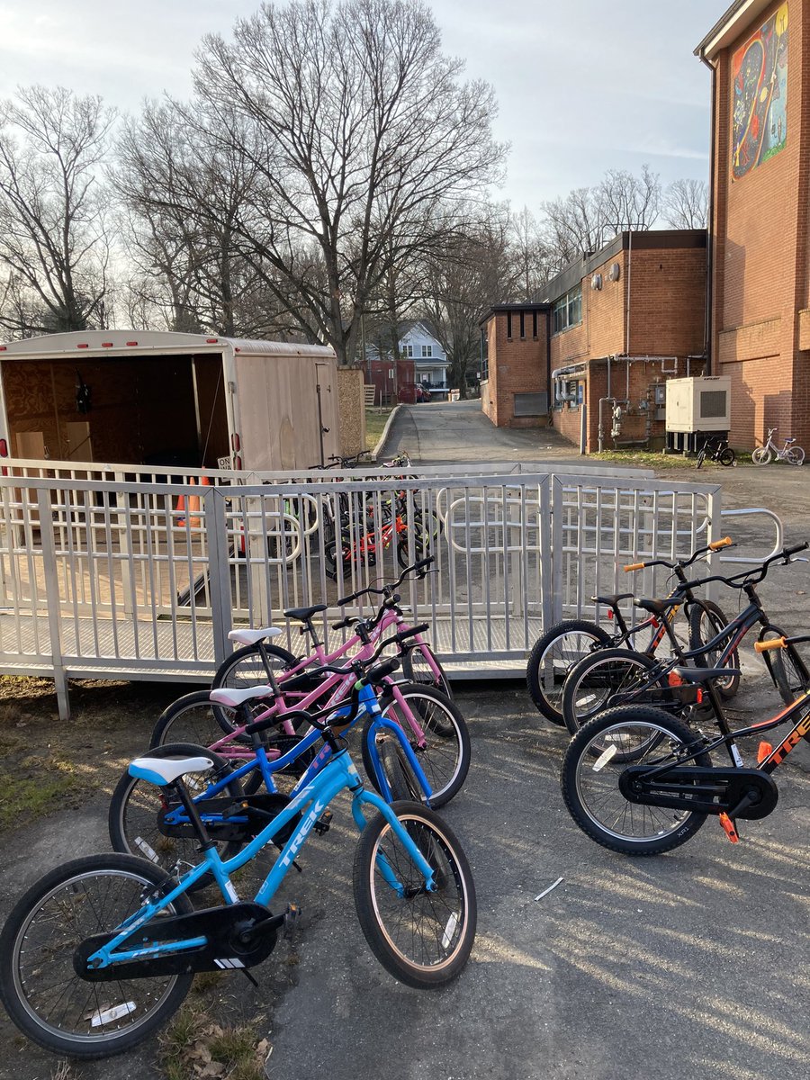 Taylor PE tweet media