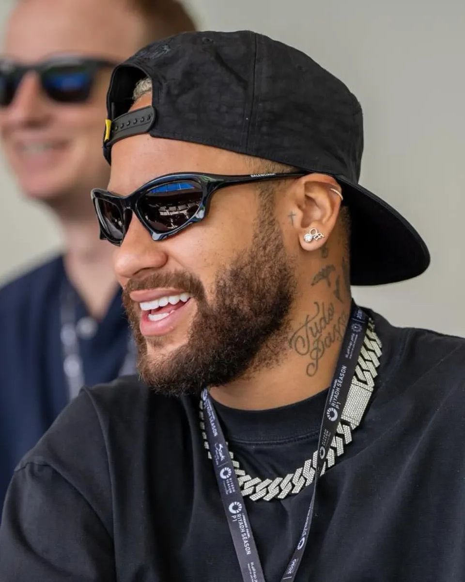 GingaBonitoHub's tweet image. Aura                                       No aura