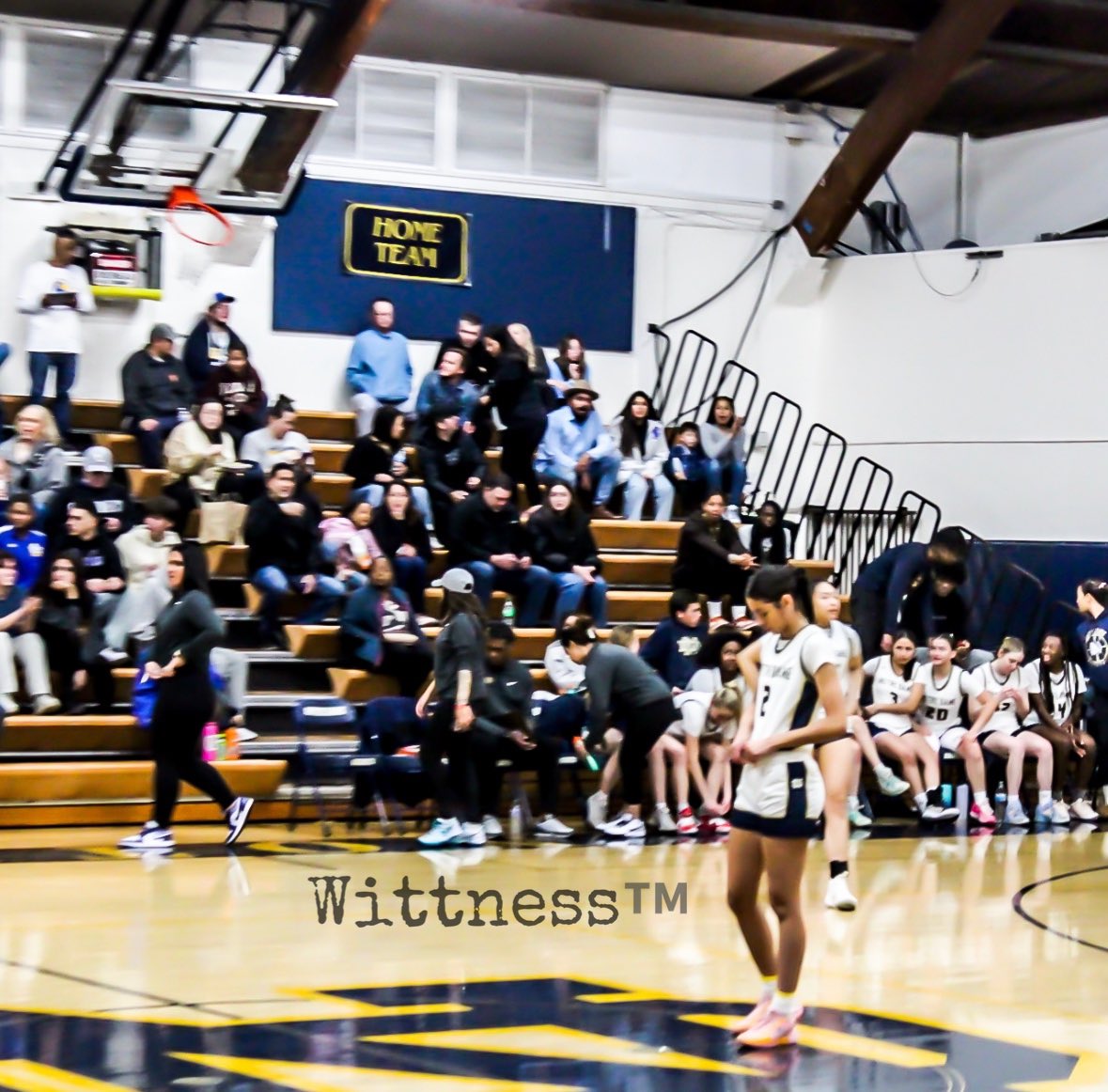 iamamiawitt's tweet photo. GAME DAY‼️ 
vs. Poway HS 
#CIFSTATE #Round1 🟢 #WatchMeWork 

"Job not finished!"-Kobe 

I WILL PERSIST TILL I SUCCEED!🏁😤
#iHoop #iShoot #iWork #iAm #SixOne #2024 #NotreDame #FamilyBusiness
#Wittness™️
•
•
@iamrameonjr @iambellawitt @AJ_Moye2 @coachjena55 @Tarek_Fattal https://t.co/xGyMR6DL7h
