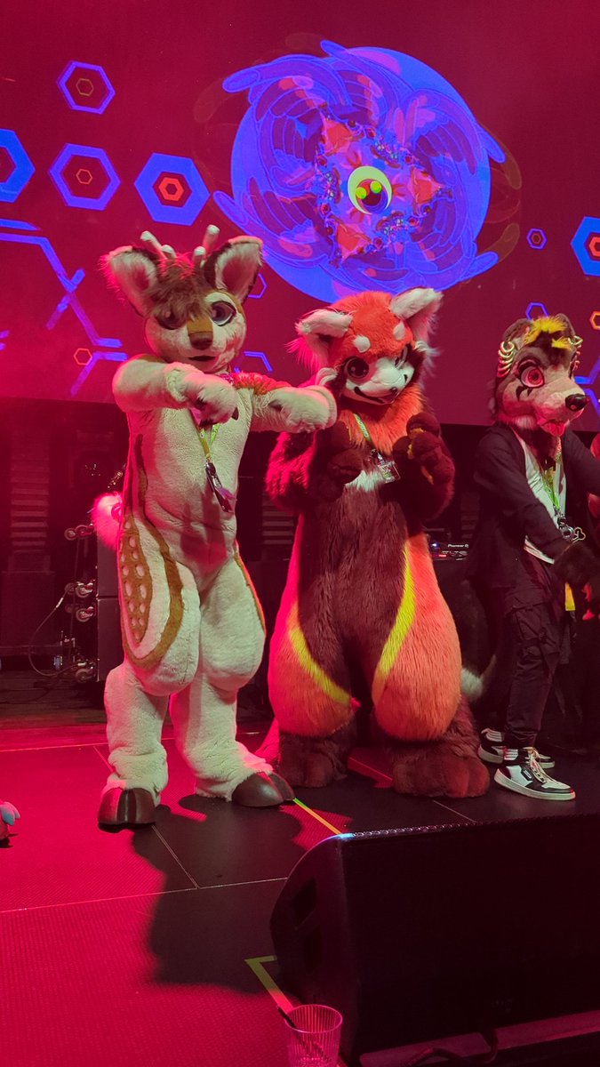 Parpar ๐ฆ | Hanni ๐ฆ๐ฏ (@hanniliger) on Twitter photo Meanwhile the recording of my DJ set at #nfc2024 Underwater Dance is now available for download:
jaybmusic.net/mixes.php
#trance #progressivetrance #trancefamily #furdance #nordicfuzzcon
Pic by <a href="/FSoftplush/">Flo Softplush ๐ฉ๐ช๐ฌ๐ง</a>, the cutie next to me is <a href="/Lesserkuma/">Lesserkuma</a> (they're both cuties actually!) Meanwhile the recording of my DJ set at #nfc2024 Underwater Dance is now available for download:
jaybmusic.net/mixes.php
#trance #progressivetrance #trancefamily #furdance #nordicfuzzcon
Pic by <a href="/FSoftplush/">Flo Softplush ๐ฉ๐ช๐ฌ๐ง</a>, the cutie next to me is <a href="/Lesserkuma/">Lesserkuma</a> (they're both cuties actually!)