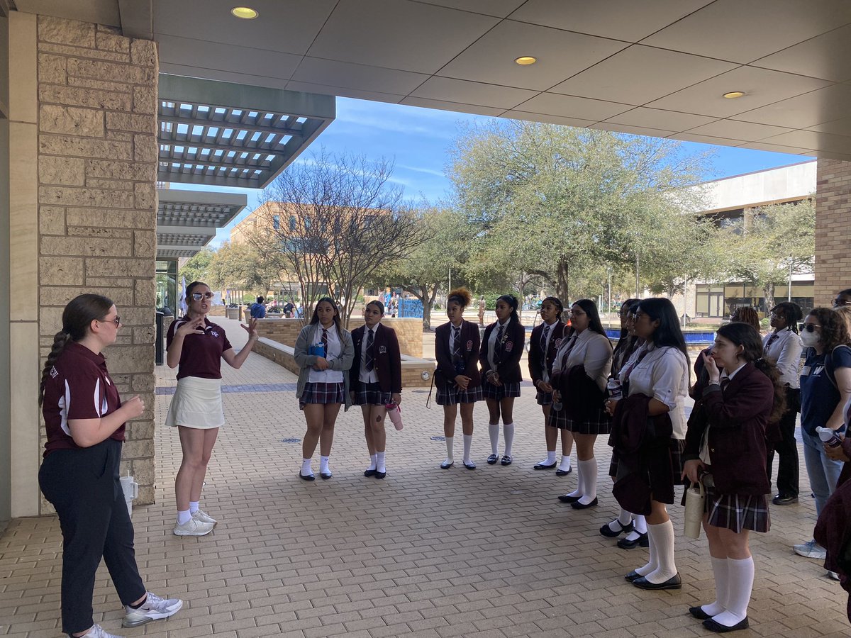 Nicholgo01's tweet photo. @YWCPAHISD offers college tours for every grade level. Excited๐ that our juniors visited @TAMU with support from RISE! #CollegeTours ๐ #CollegBound @TWRHouston @ywprep ๐ https://t.co/5nELGKgWpv