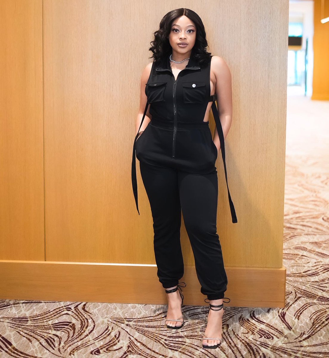4scollections's tweet photo. Wild Woman 🖤
Model is wearing a medium
Available Online
Website: https://t.co/KHvbEsG7AJ
💕Follow @4scollections_
💕Like & Share @4scollections_
Click the link in Bio for this look
#Boutique #Clothing #ClothingBrand #Fashion #FashionForward #OnlineBoutique #4SCollections https://t.co/5rgLfPlX5z