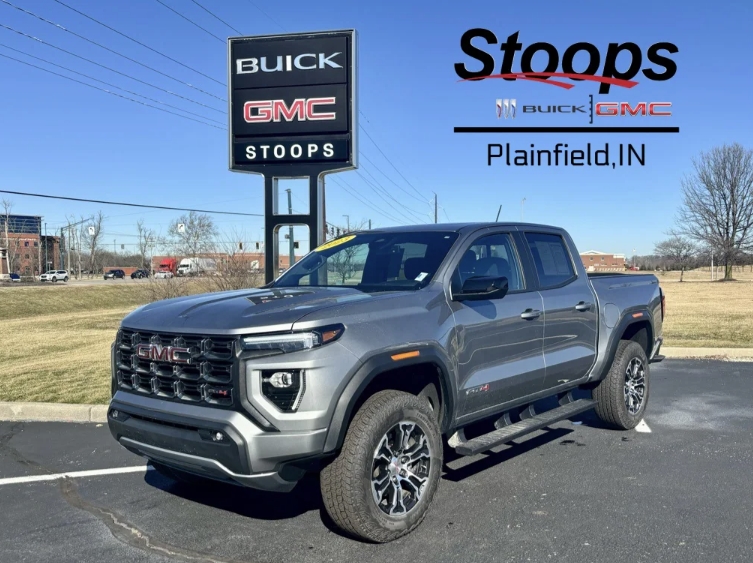 StoopsBGMC's tweet image. Check out this pre-owned 2023 #GMCCanyon AT4, under 7k miles!

Featuring 4WD, a 310-HP turbo engine, and ProGrade Trailering System, letting you tow up to 7,700 lbs. Plus 11.3" LCD screen, heated seats, and more.

Take a look: bit.ly/3SQLGdH