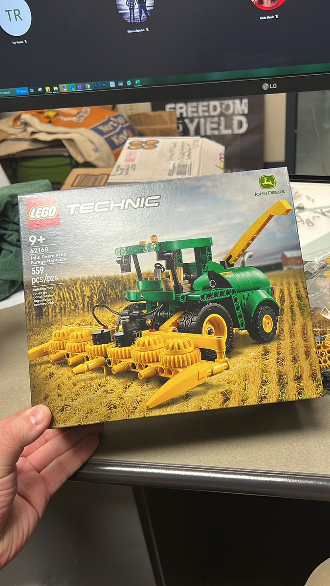 New small plot silage chopper for the <a href="/Bayer4CropsGLC/">Bayer Crop Science, Gothenburg Learning Center</a>!