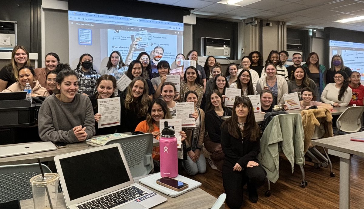 #CROR's #KnowledgeTranslation specialist Sharon met with @UICAHS #OT students today to review their #infographics based on #RehabilitationMeasures in the @AbilityLab Rehabilitation Measures Database. 
Great job, everyone!!!!
@NARICInfo @KTDRR_Center
